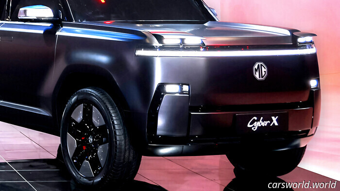 El SUV Eléctrico De MG Parece Un Mini Land Cruiser Con Luces Emergentes | Carscoops